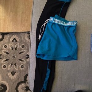 UNDER ARMOUR LEGGINGS & SHORTS COMBO